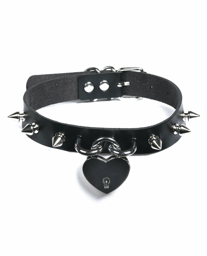 Fun Place Heart Spiked Padlock Collar 6 Fun Place Heart Spiked Padlock Collar