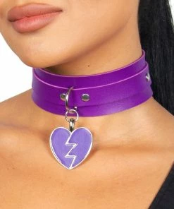 Fun Place Festivals Heart Breaker Collar
